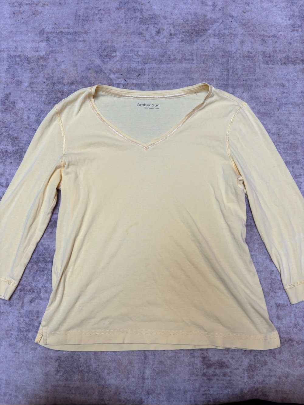 Amber Sun Women's Pale Yellow V-Neck Long Sleeve Tee